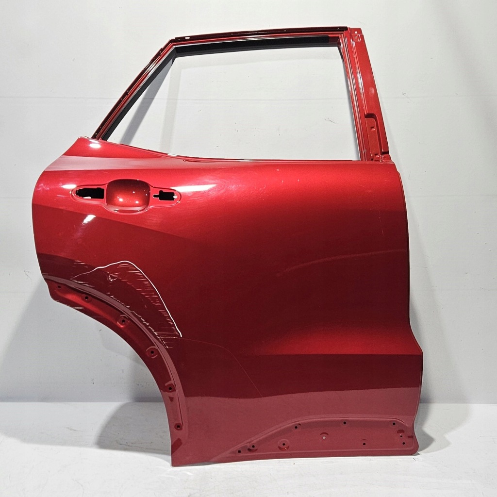 Купить Дверь правый  задняя lexus lbx 23- оригинал