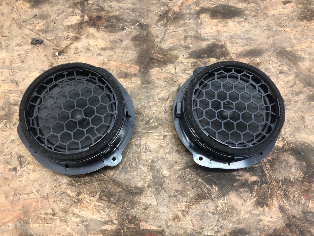 фото №1, A3 8v sportback динамик дверь задних 8v4035411