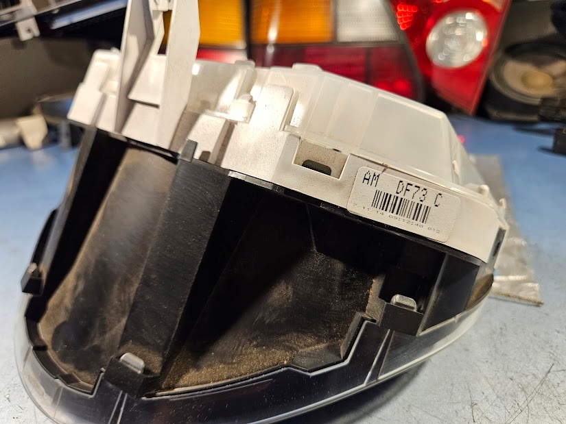 фото №6, Счетчик дисплей приборная панель mazda 2 1.4 16v am df73 c