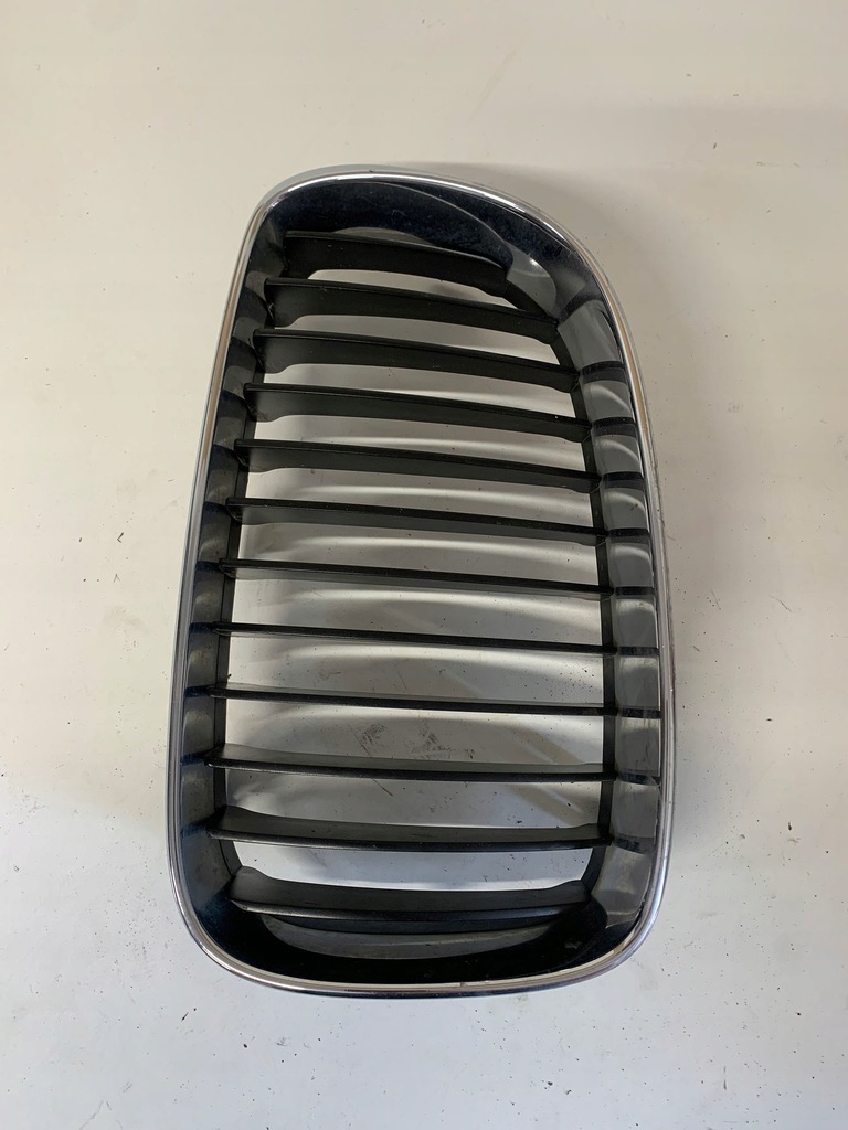 фото №1, Решітка радіатора решітка радіатора решітка радіатора ліва bmw 1 7166439