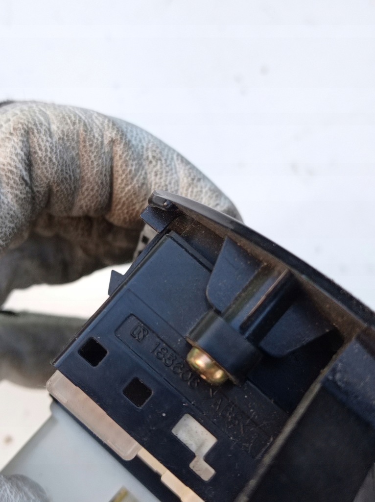 фото №10, Панель управление окон mazda rx8 rx-8