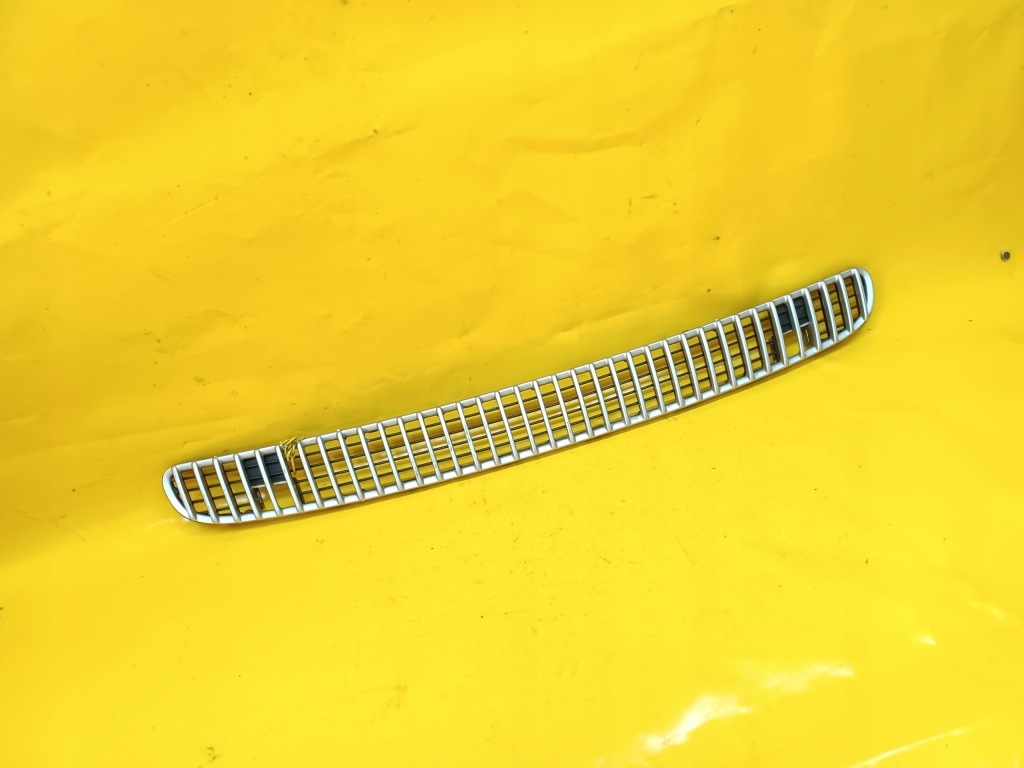 фото №8, Решётка na капот омыватель воздуха bmw e46 98-01r 51138208484 серебристая .