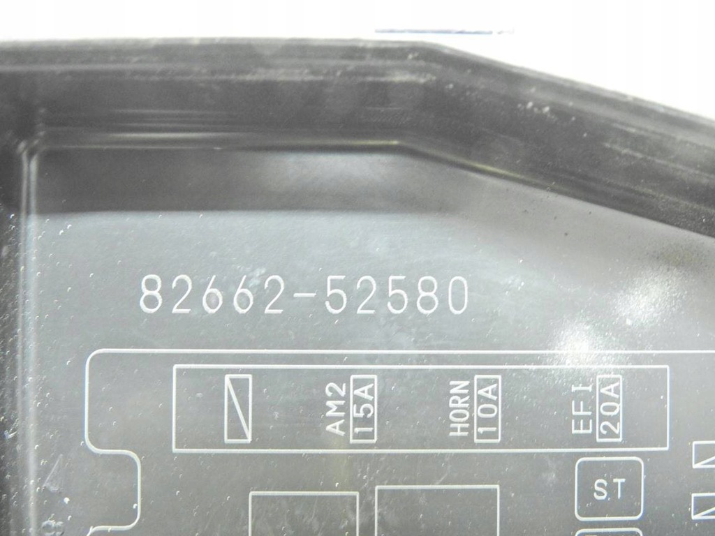 фото №8, Toyota urban cruiser 08-14 1.33 vvt-i коробка предохранителей 82662-52580
