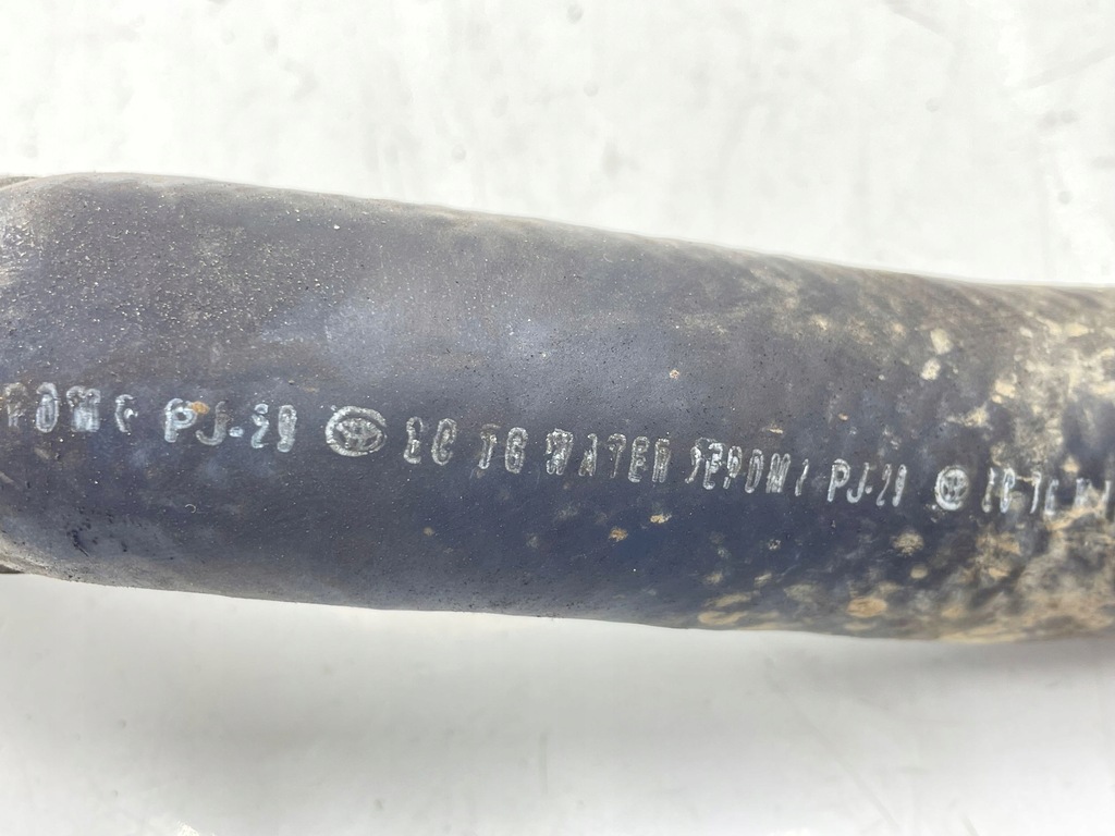 фото №8, Toyota prius prime 2016 шланг / wąż радіатора