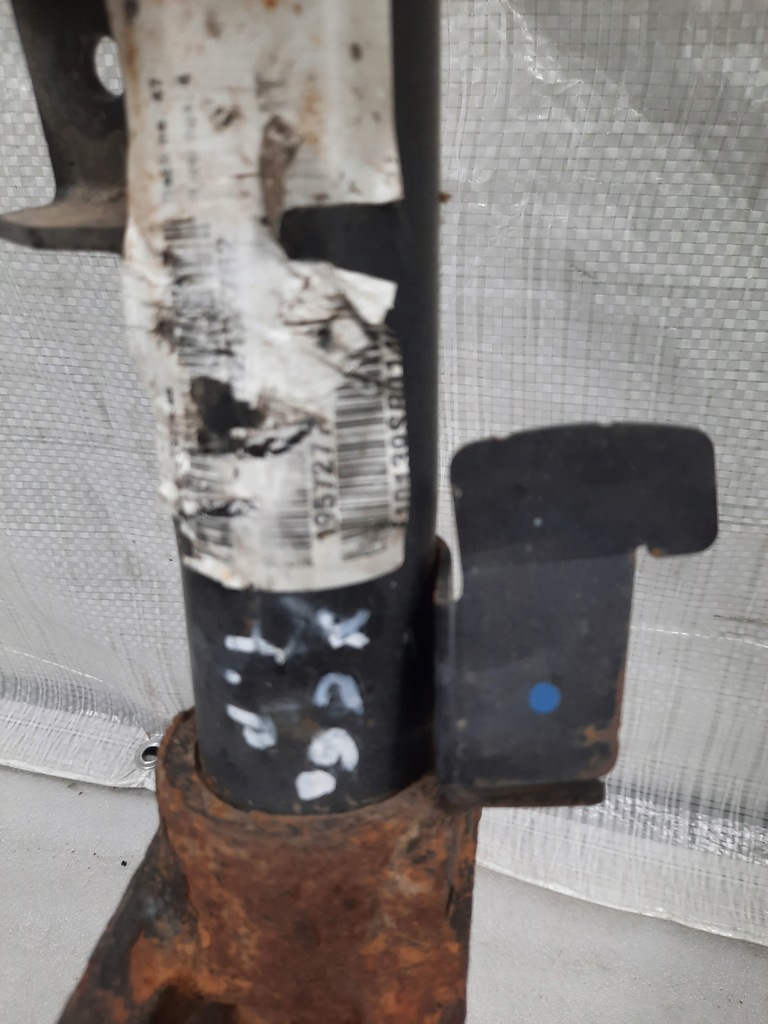 фото №4, Volvo xc60 поворотний кулак правий права перед