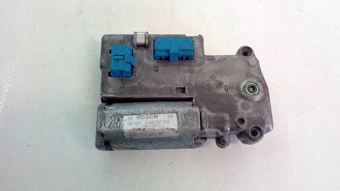 фото №10, Моторчик люк audi a3 8l 0390201632