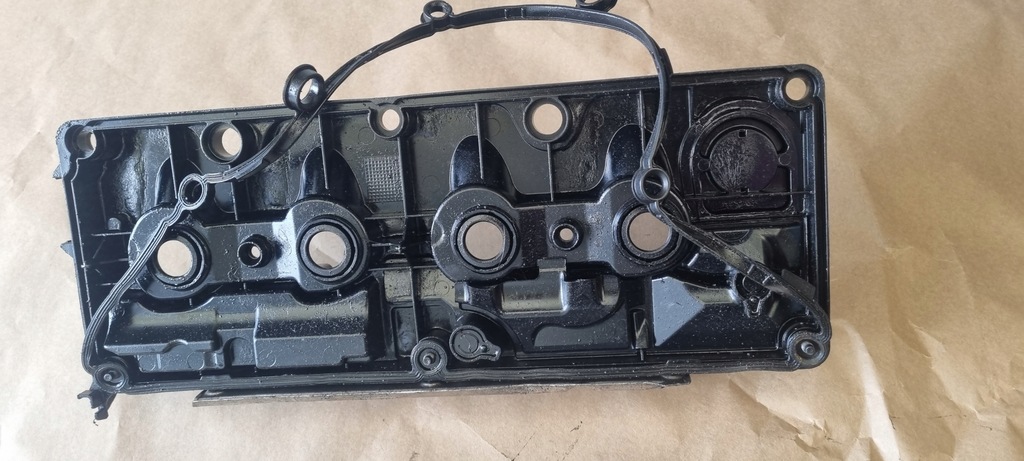 фото №11, Кришка клапанів 03l103469r