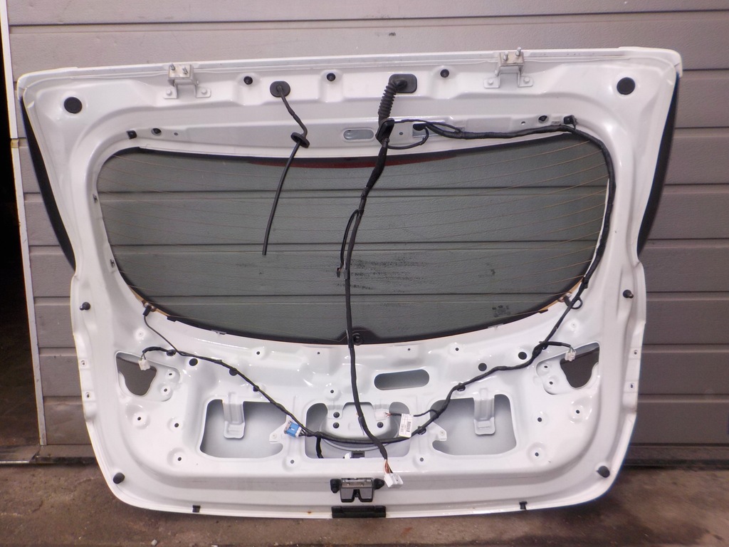 фото №7, Hyundai i30 1.6 crdi 16v 2014r кришка багажника багажника