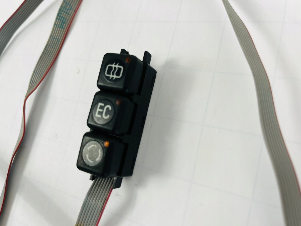 фото №6, Кнопки управление niefabrycznej кондиционера diavia mercedes w124