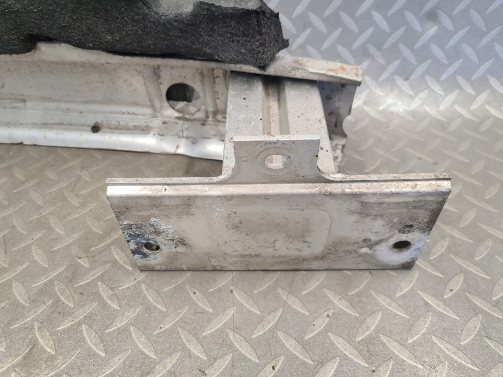 фото №8, Балка бампера задняя абсорбер пена insignia a kombi