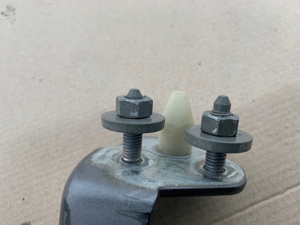 фото №13, Ford mustang mach-e rwd 21r петля петлі двері góra+ dół правий задня задні