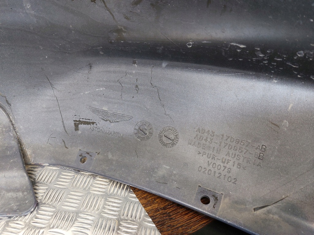 фото №8, Aston martin rapide бампер перед