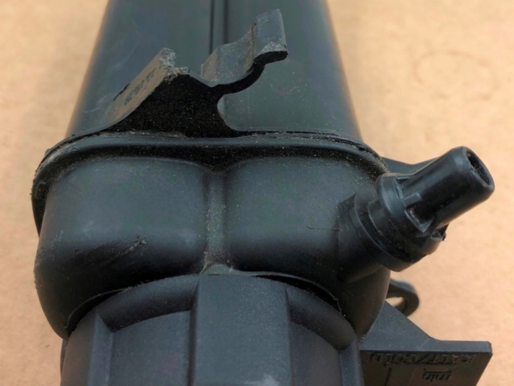 фото №8, Фільтр вугільний бак розширювальний 17138093925 bmw m3 m4 x2 x3 x4