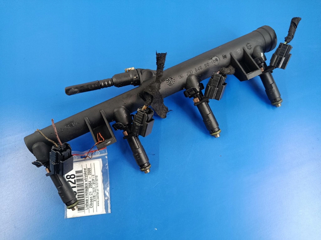 фото №1, Citroen c5 1.8 16v молдинг подаюча 4форсунки 9628084680