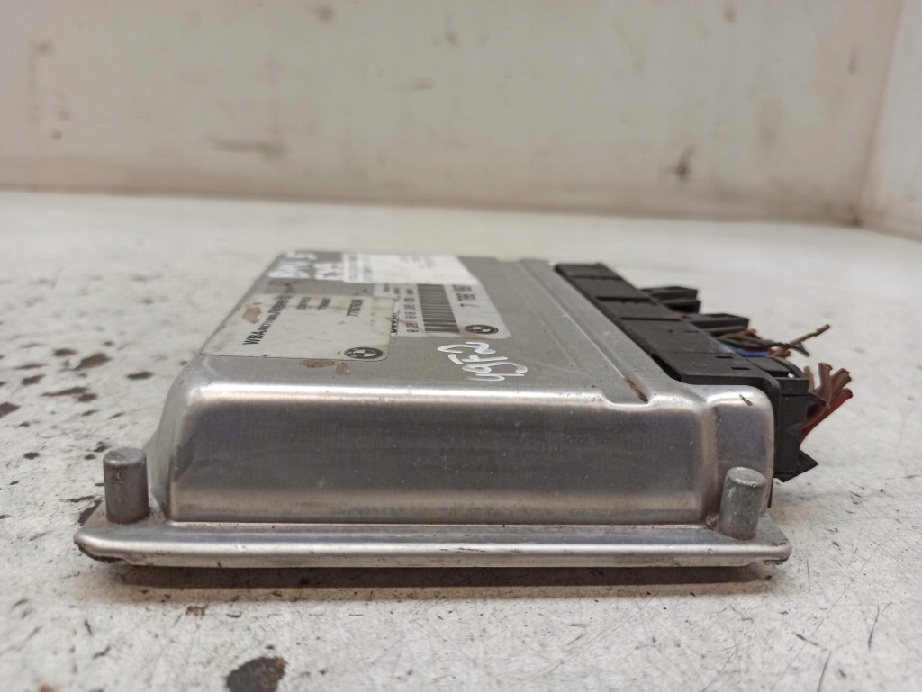 фото №7, Bmw 5 e39 2.0 d бортовий комп'ютер блок керування 0281010205 7786887