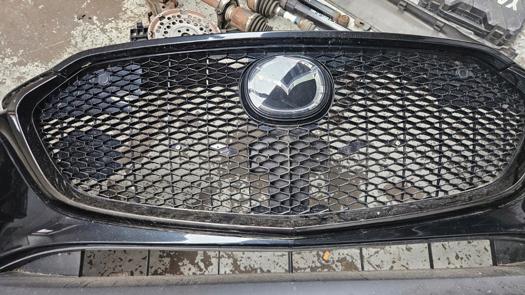 фото №11, Mazda 3 bp iv 19r бампер перед передний 41w kompletny датчики pdc радар