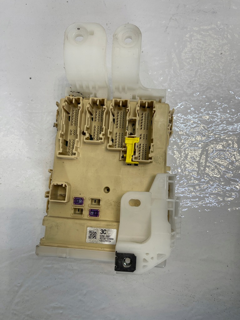 фото №1, Toyota auris ii модуль комфорту bsi 6358-3367