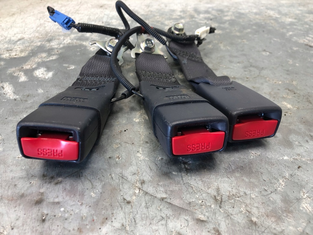 фото №3, Защёлки поперечина задняя комплект honda insight ii