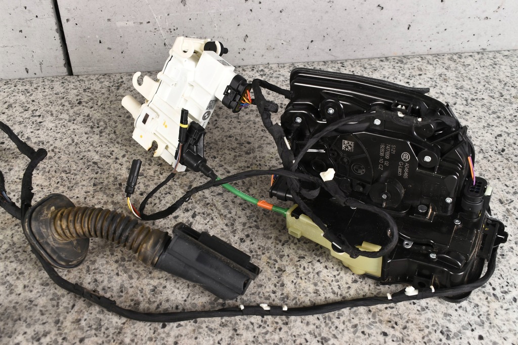 фото №9, Bmw 5 g30 g31 m5 f90 замок замки доводчик soft close softclose