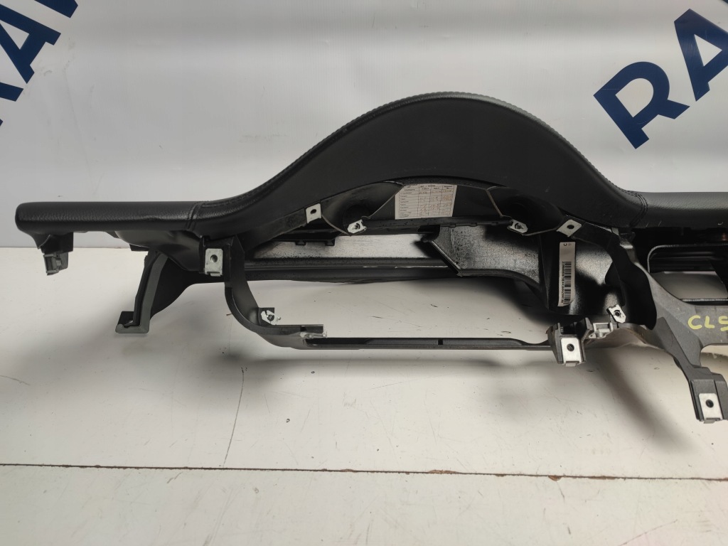 Панель приладів панель  подушка безпеки подушка ремені натягувачі mercedes cls w219 Зі Шроту