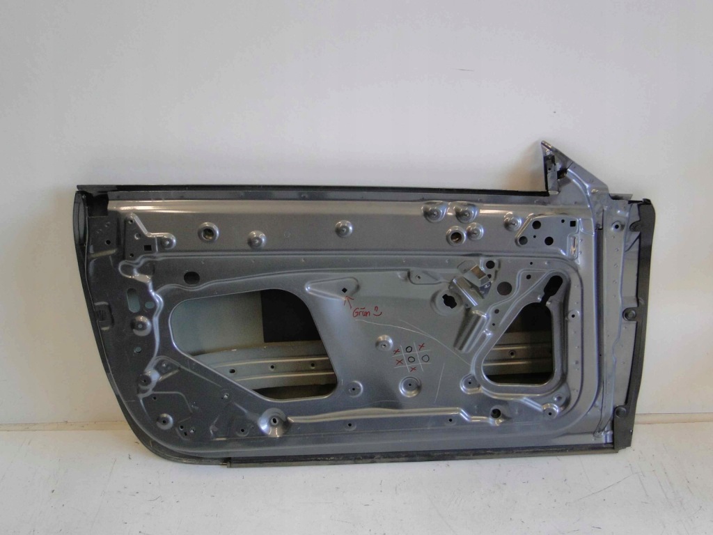 Купить Mercedes e klasa 238 купе кабриолет  дверь левая w238