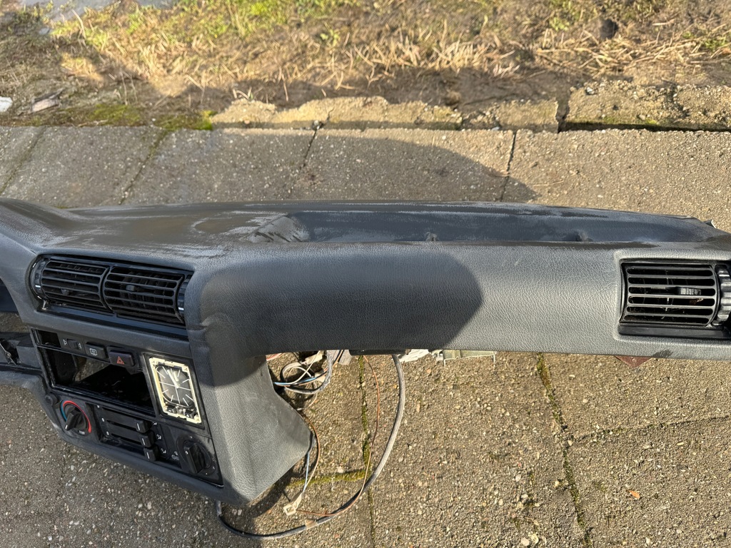 фото №10, Bmw 3 e30 coupe панель приладів приладова панель приладів оригінал комплектна