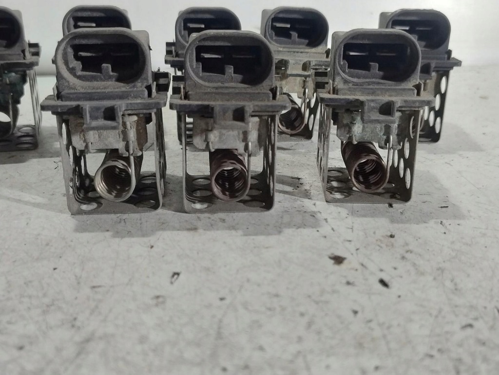 фото №3, Резистор резистор renault clio iii modus 8200045082