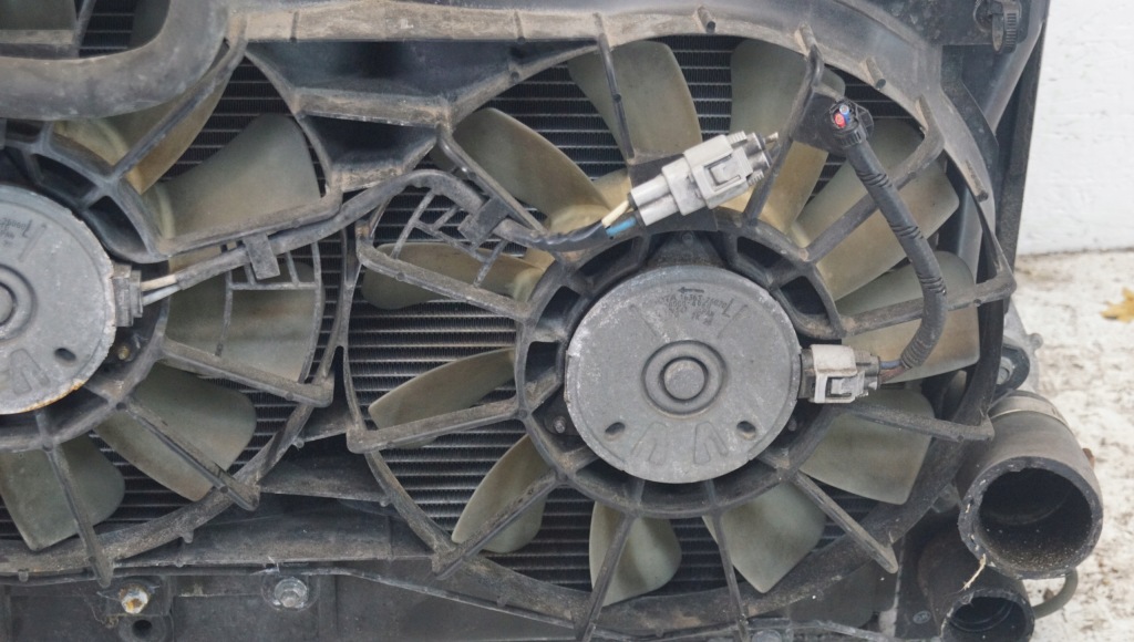 фото №3, Lexus is 220 комплект радіатор вентилятори