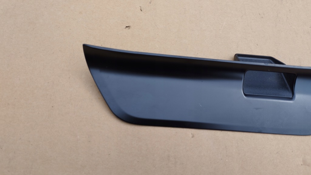 Накладка порог левая задний tesla 3 рестайлинг Доставка