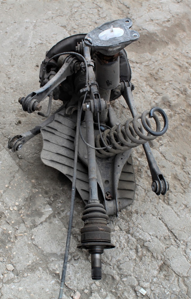 фото №4, Поворотный кулак рычаг диск правый задняя bmw f20 f30 2.0d