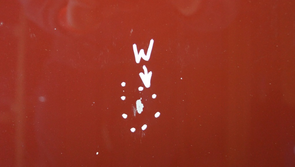 Капот кришка двигуна mitsubishi challenger 1 Недорого