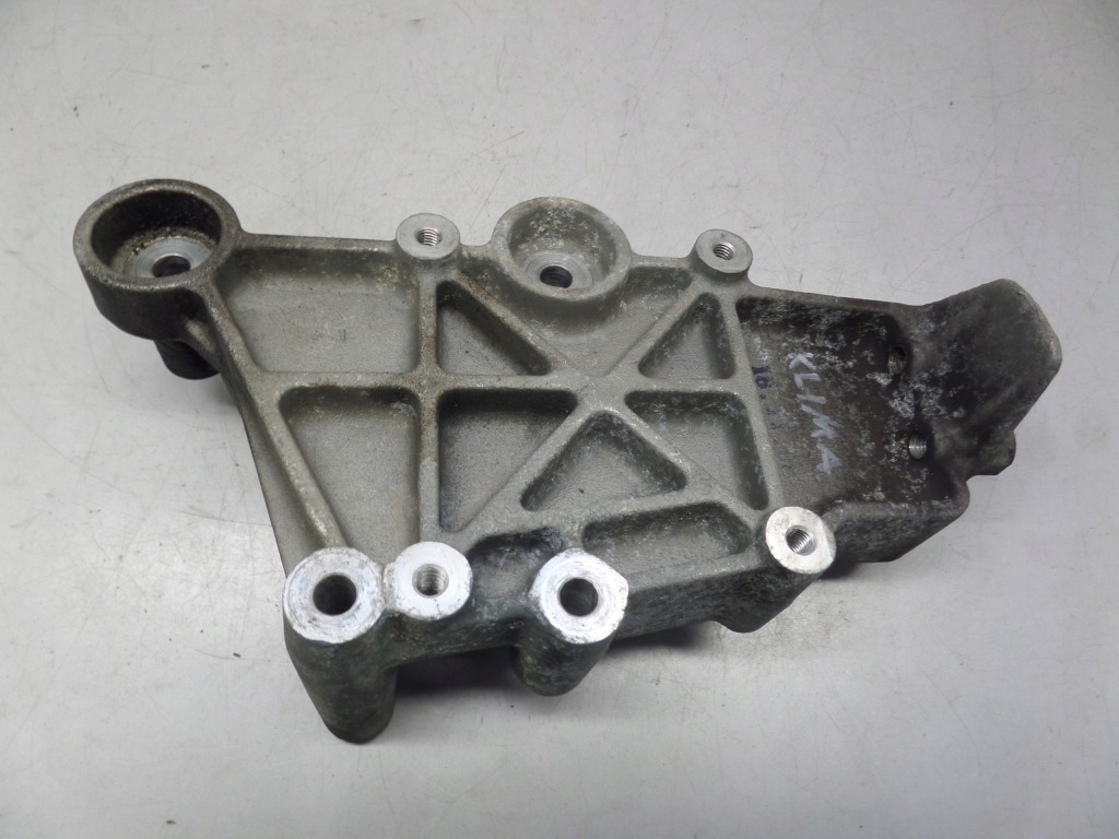 Купити Кронштейн компресора łada kalina 1119 1.4 16v 04-13