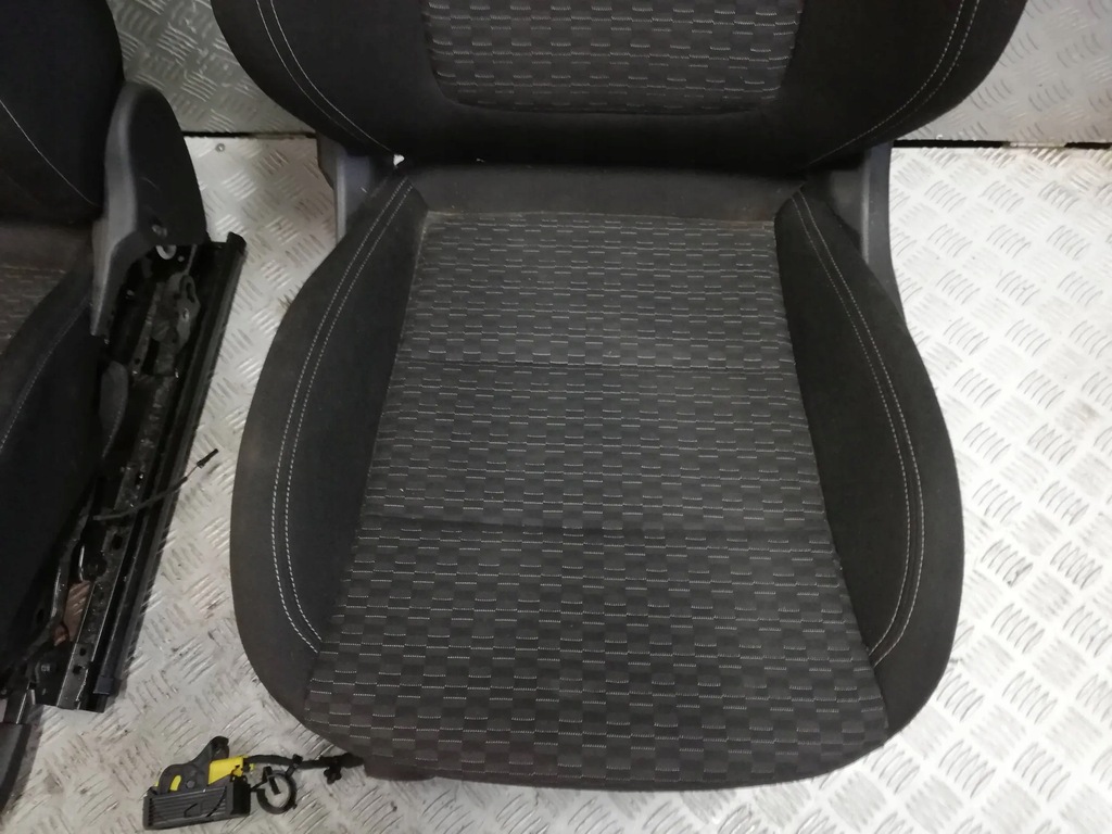 фото №7, Opel astra k v сиденья заднее сиденье комплект hb