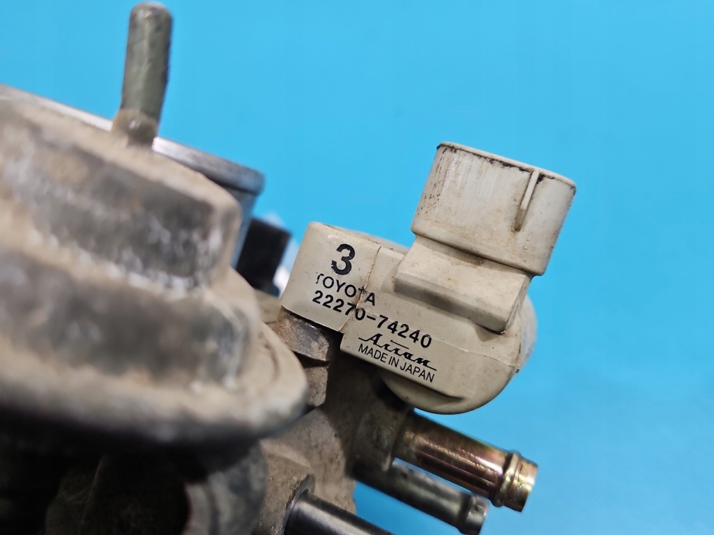 Дросельна заслінка toyota rav4 i 94- 22270-74240 89452-22090 2.0 16v Київ