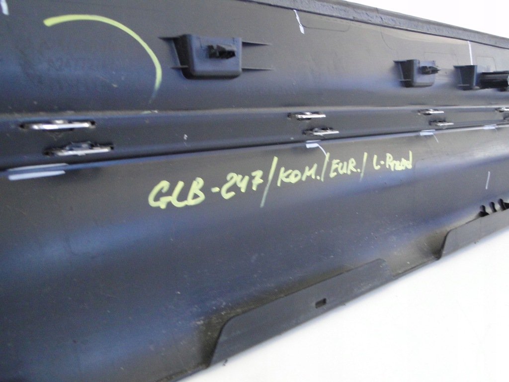 фото №6, Mercedes glb 247 x247 молдинг na дверь передние левая amg