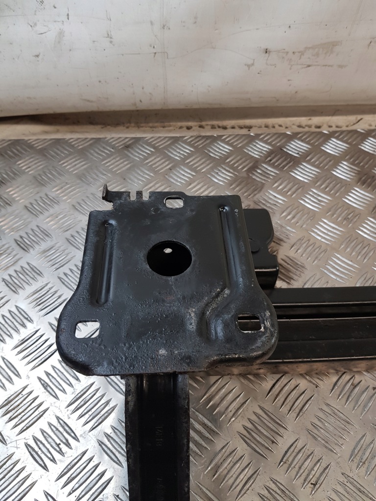 Балка бампера перед peugeot 301 рестайлинг  sedan 18r- в Украине