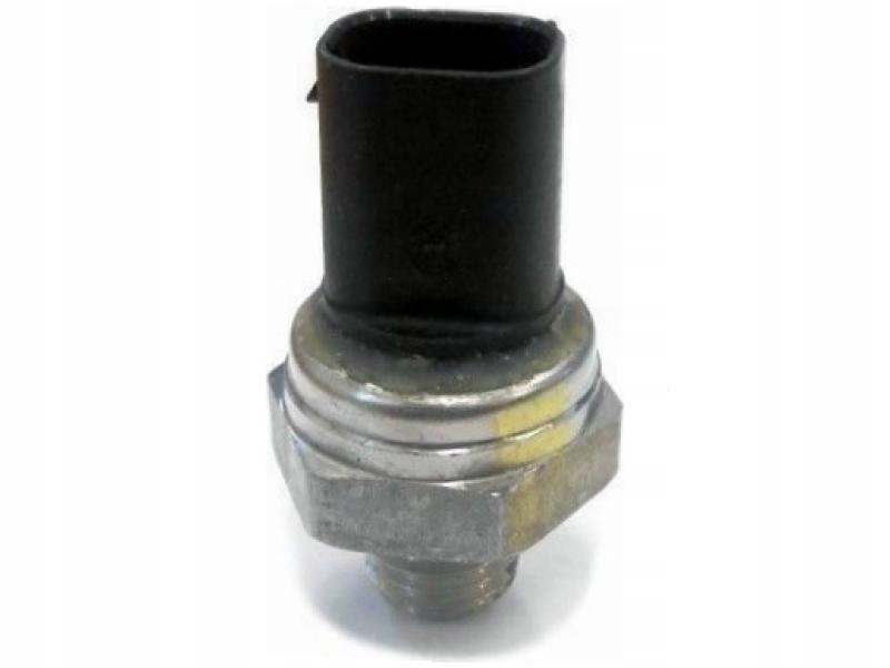 Купить Датчик давления топливной  mercedes klasa s w221 4.0