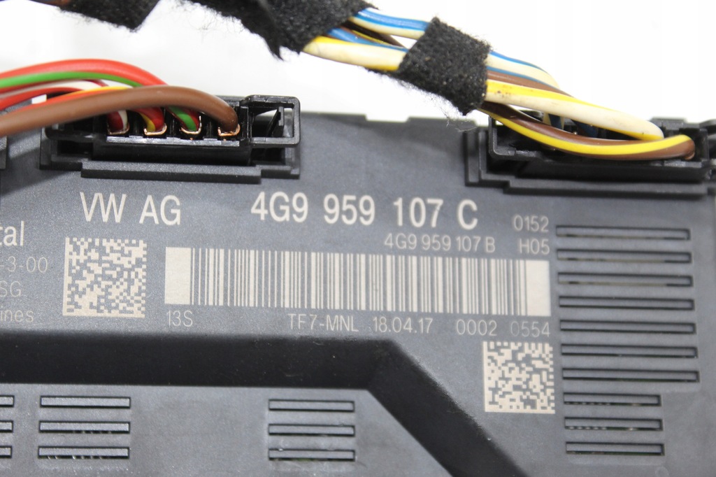 фото №6, Audi a6 c7 avant набор электрический крышки доводчик