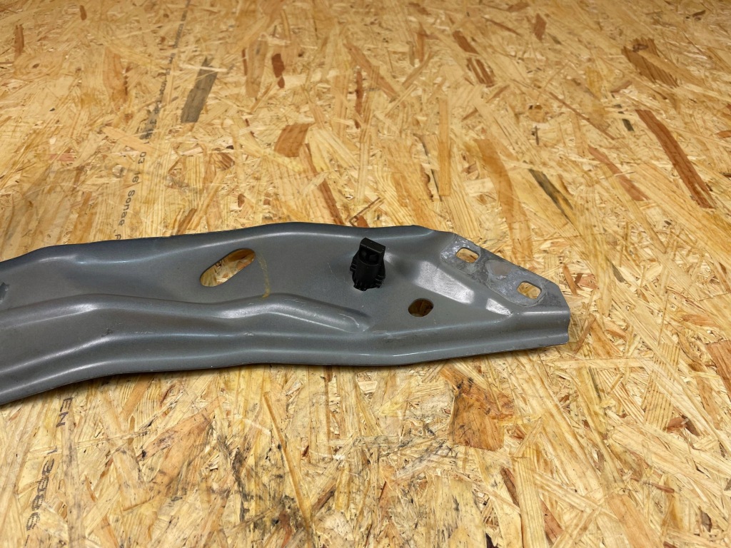 Кронштейн панель фари кронштейн лампи поперечина перед dacia jogger iii 625199663r 20- Оригінал