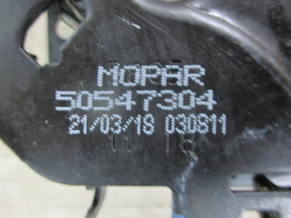 фото №3, Замок капот правий alfa romeo giulia 50547304