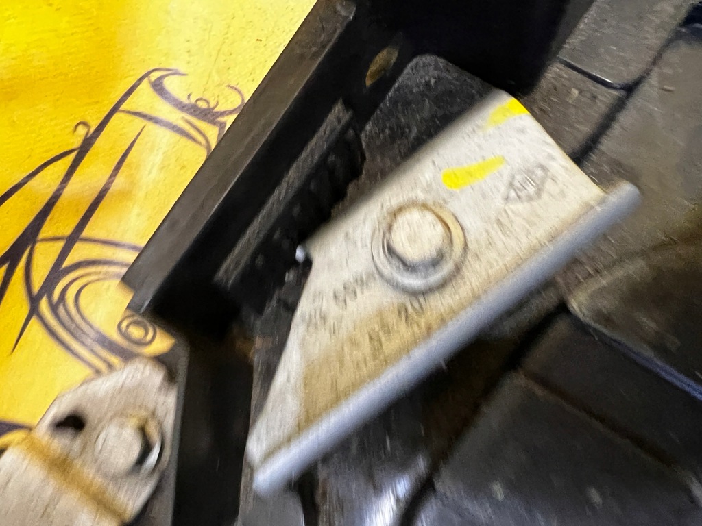 фото №9, Основание кронштейн аккумулятор dacia sandero iii 2021r