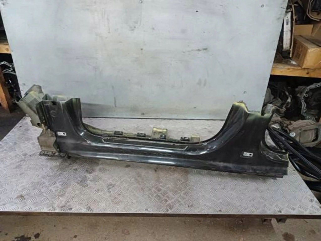 фото №1, Audi a6 c7 порог левый