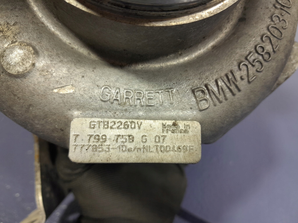 Bmw 5 f10 f11 3.0d 204 km n57d30u0 турбонагнетатель 7799758 с Разборки