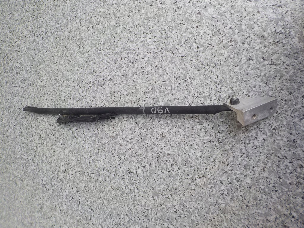 фото №1, Кронштейн розпірка ліва volvo v90 31387589