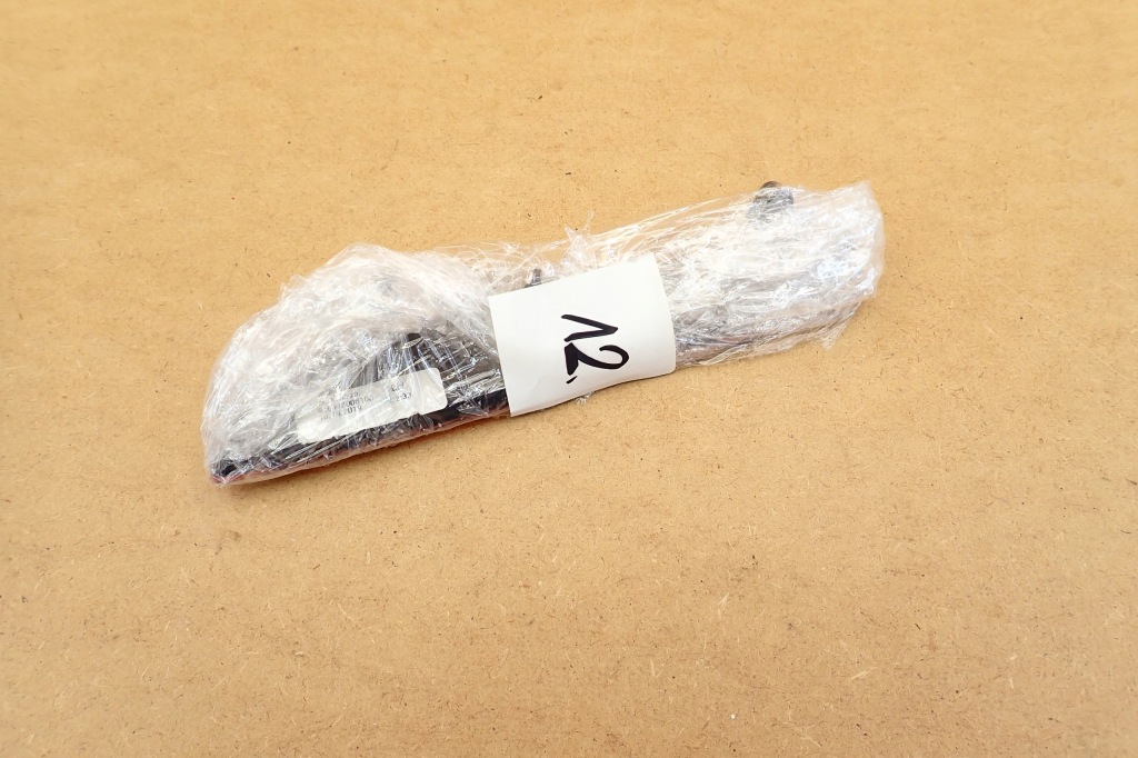 фото №10, Opel astra 6 vi l 2021 - лівий відбивач бампера задня задній 3202001880 оригінальний номер