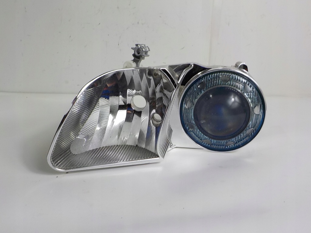 фото №1, Volvo c30 лінза лампи перед ксенон