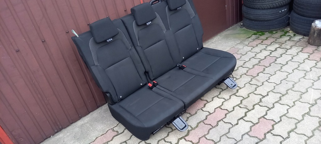 фото №2, Сиденья, заднее сиденье задняя dacia jogger