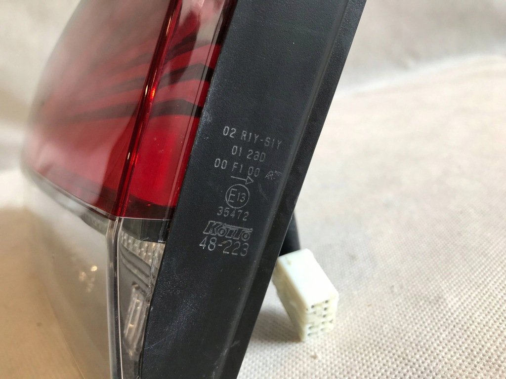 фото №5, Lexus rx 350 450 lift 19-22 лампа задняя внутренняя правая led eu