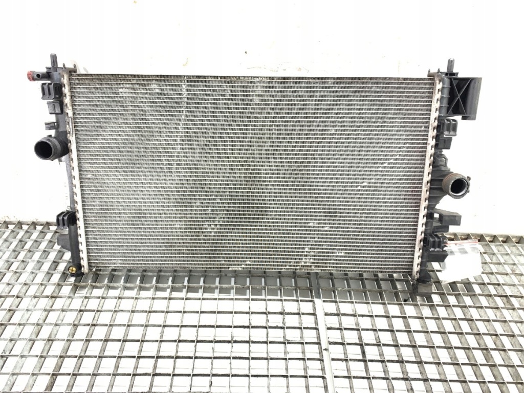 Купить Радиатор воды opel insignia a 2.0 160km 13241725 08-17 радиатор