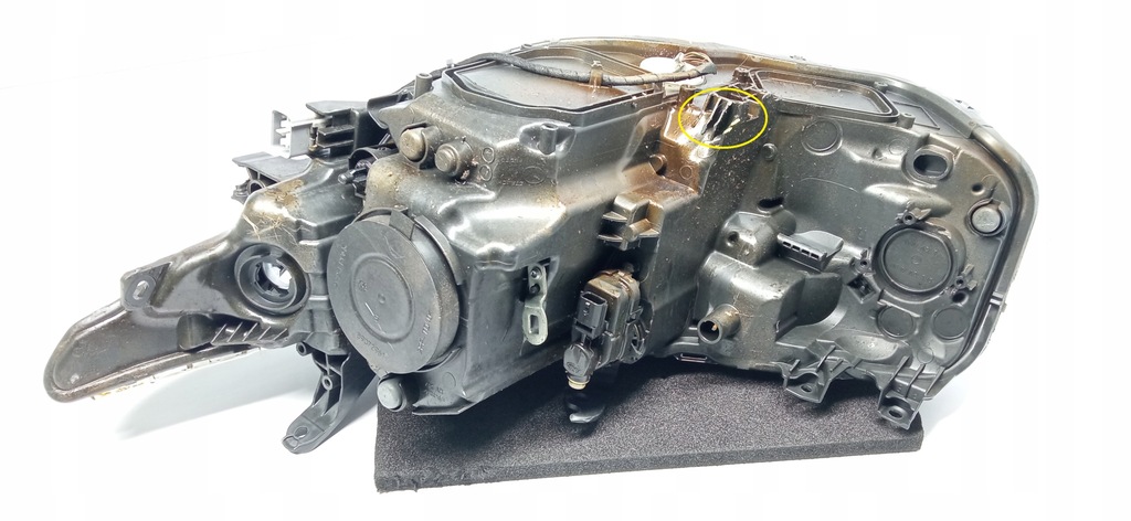 фото №8, Toyota auris ii lift e18 15- лампа права перед лінза + led 81130-02k30